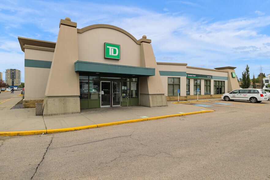 More Photos Of 13310 111 Av NW, Edmonton Unknown For Lease