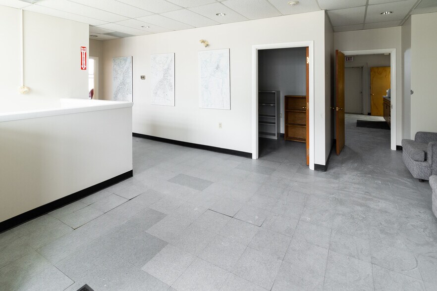 More Photos Of 1 New St, Fall River Land For Lease