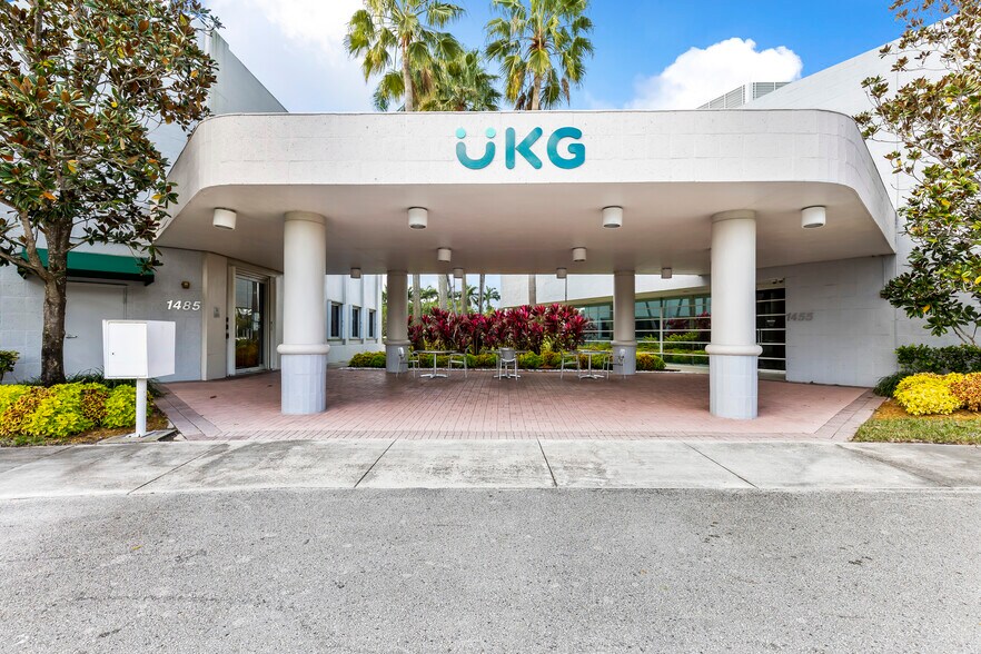 More Photos Of 1455 N Park Dr, Weston Office For Lease