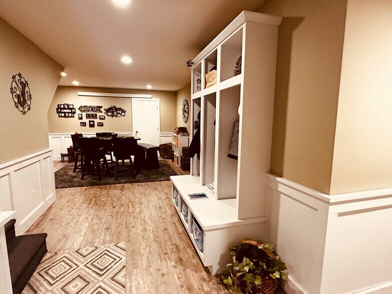 More Photos Of 107 E Main St, Bison Hotel For Sale