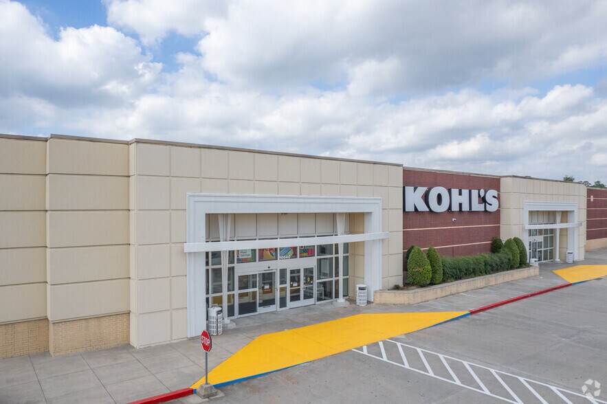 More Photos Of 3068 College Park Dr, The Woodlands Unknown For Lease