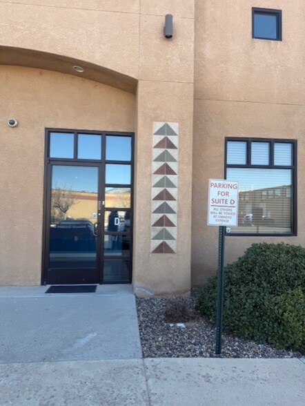 More Photos Of 2420 Midtown Plz NE, Albuquerque Warehouse For Lease