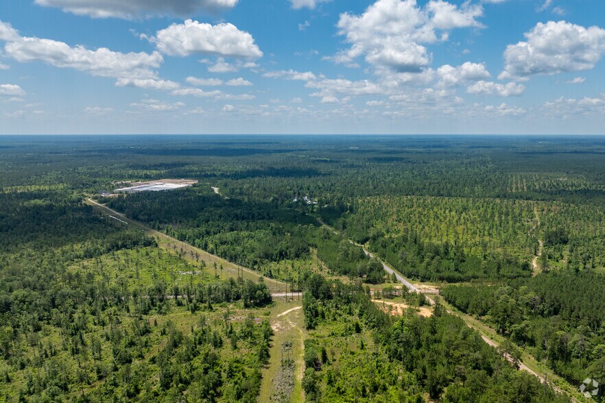 More Photos Of Hwy 363 @ FM 363 & US HWY 190, Bon Wier Warehouse For Sale