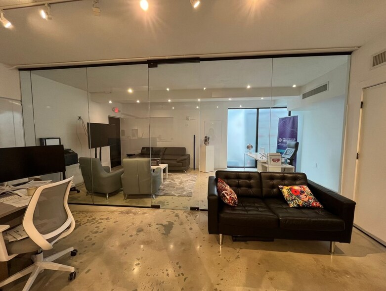 More Photos Of 2920 NW 5th Ave, Miami Loft Creative Space For Sale