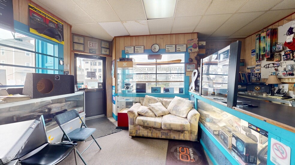 More Photos Of 101 Nash Rd, New Bedford Storefront For Sale