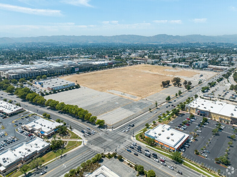 More Photos Of 6633 Canoga Ave, Canoga Park Land For Sale