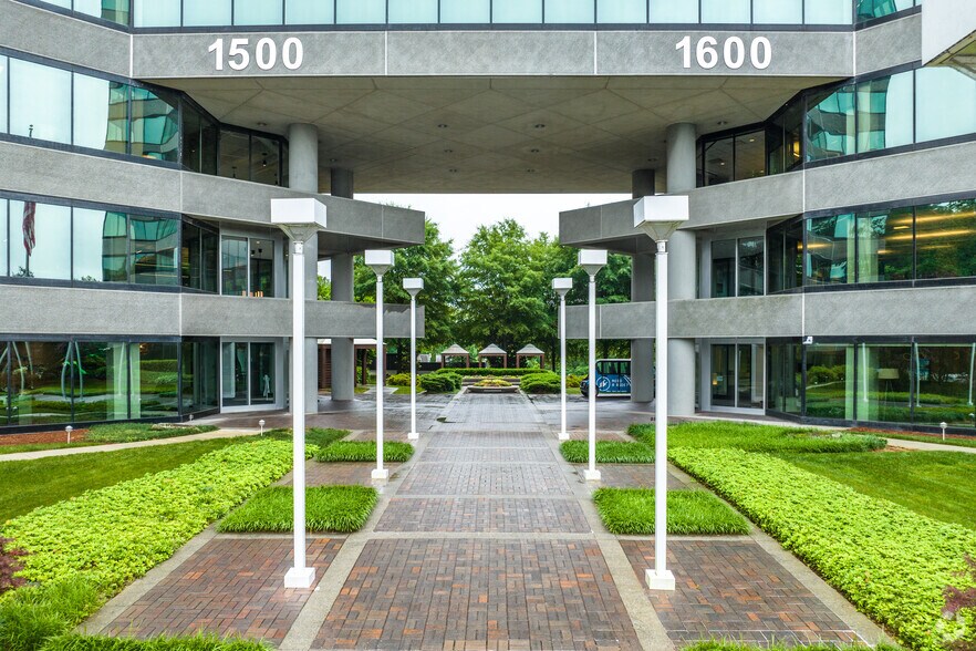 More Photos Of 1500-1600 Riveredge Pky NW, Atlanta Office For Lease