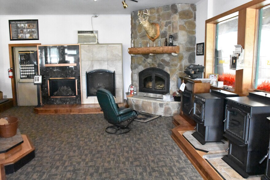 More Photos Of 17275 Shreve Run Rd, Pleasantville General Retail For Sale