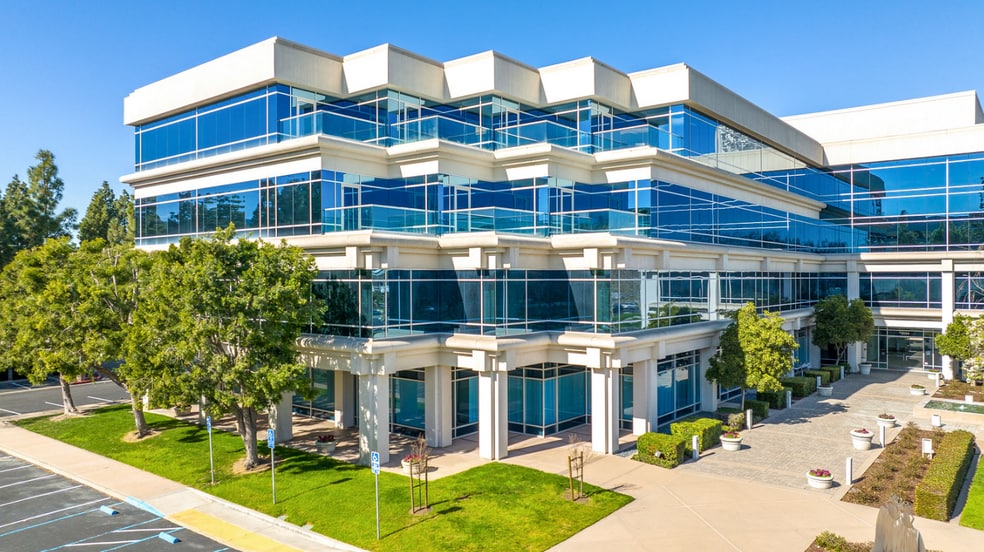 More Photos Of 5050 Hopyard Rd, Pleasanton Office For Sale