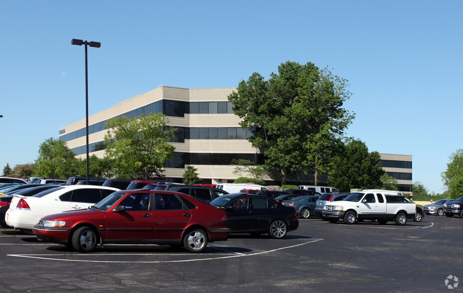 More Photos Of 7440 Woodland Dr, Indianapolis Medical For Lease