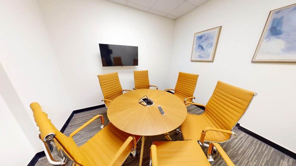 More Photos Of 6719 N Lamar Blvd, Austin Office For Lease