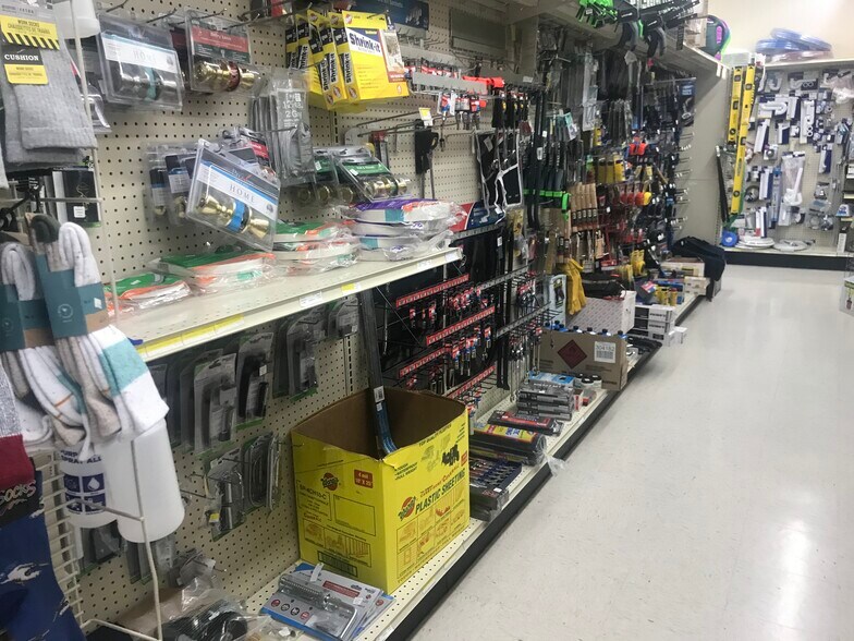 More Photos Of 25817 State Hwy 64, Pittsburg Supermarket For Sale
