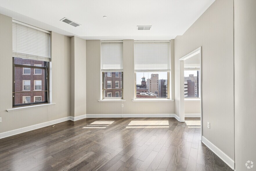 More Photos Of 272 E Main St, Rochester Apartments For Sale