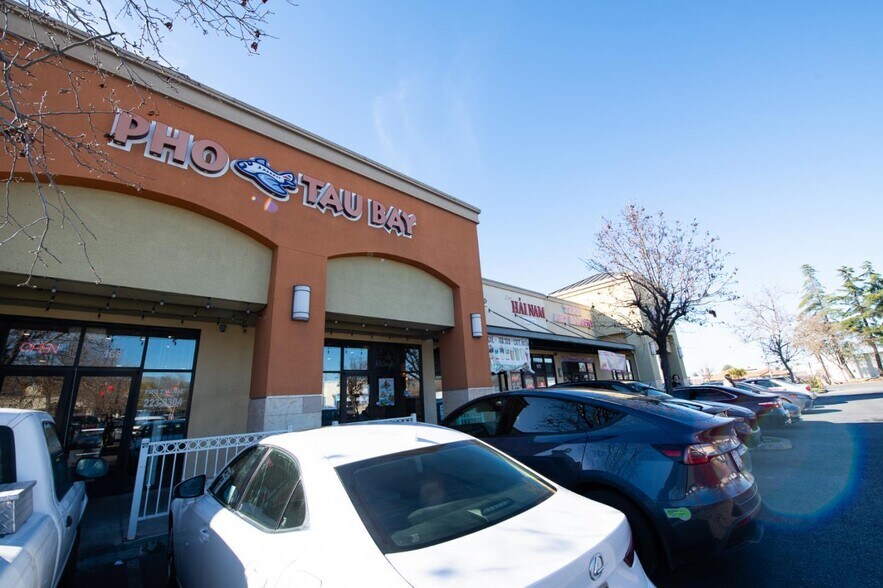 More Photos Of 3005 Silver Creek Rd, San Jose Freestanding For Sale