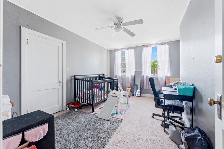 More Photos Of 320 Watts St, Morgantown Apartments For Sale