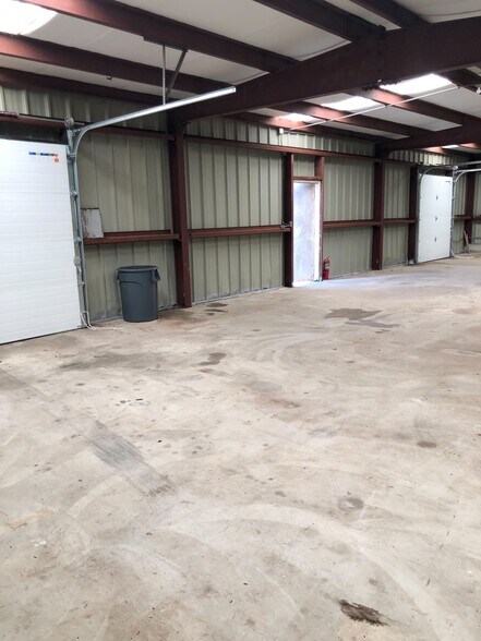 Primary Photo Of 28 Draper Ln, Canton Manufacturing For Lease