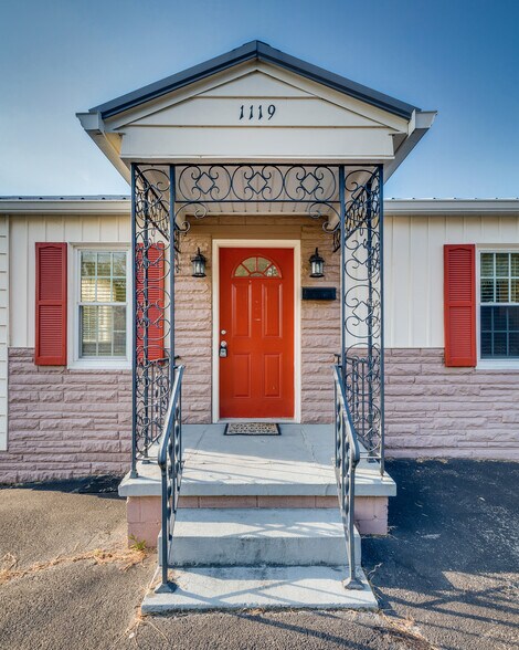 More Photos Of 1119 N Main Ave, Erwin Medical For Sale