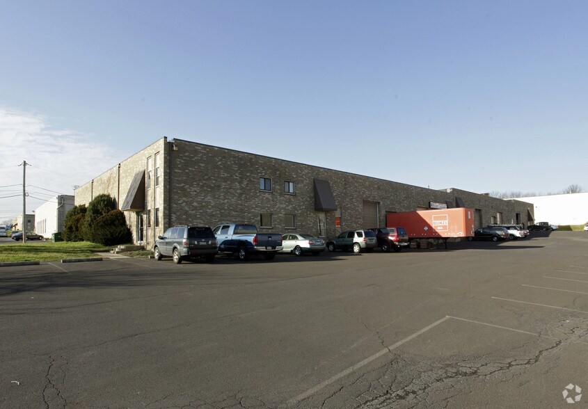 More Photos Of 1327 Adams Rd, Bensalem Warehouse For Lease