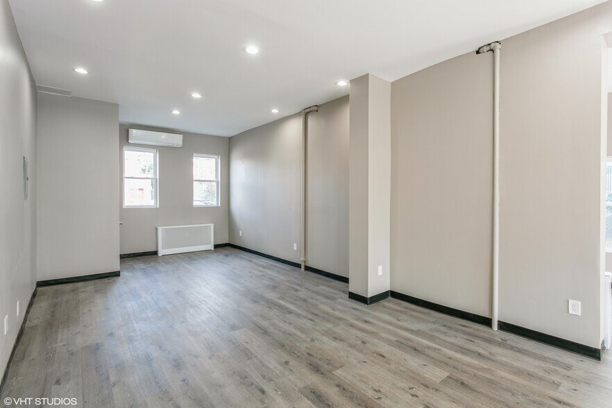 More Photos Of 16-21 New St, Hewlett Apartments For Lease