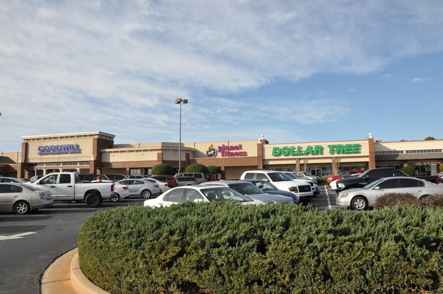 More Photos Of 250 Jonesboro Rd, Mcdonough Unknown For Lease