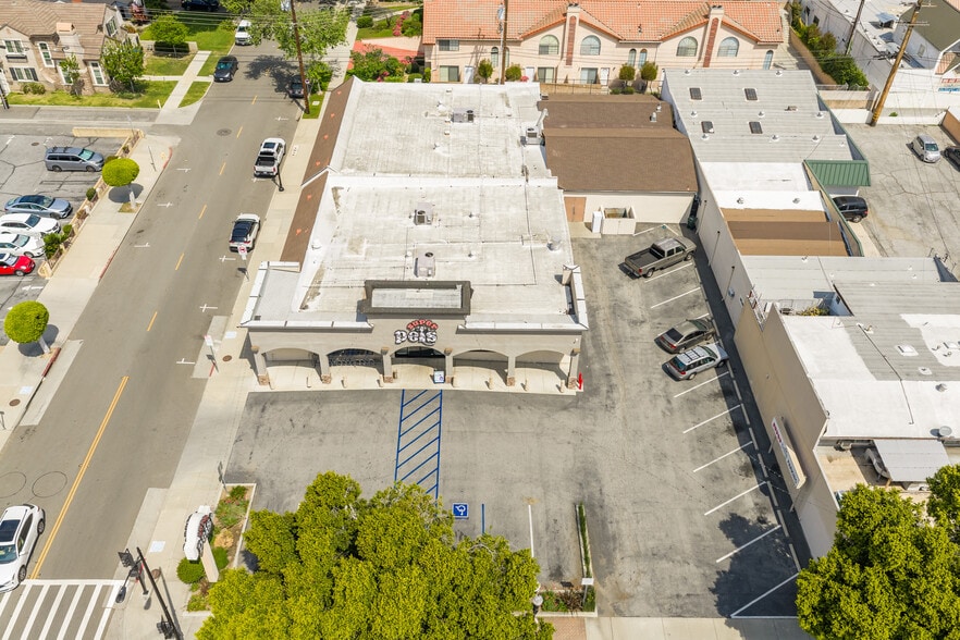 More Photos Of 9403 Las Tunas Dr, Temple City Freestanding For Sale