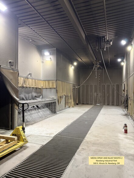 More Photos Of 500 E Illinois St, Newberg Manufacturing For Lease