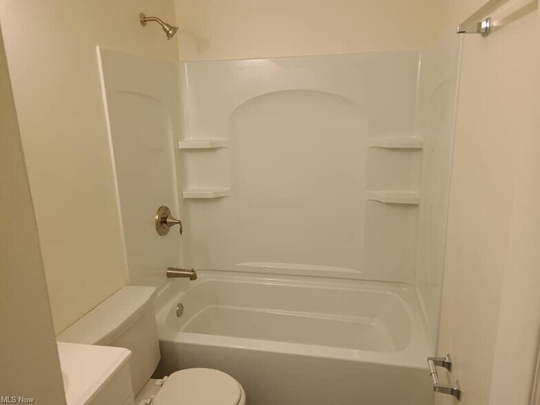 More Photos Of , Youngstown Multifamily For Sale