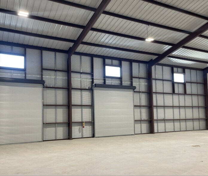 More Photos Of 109 Nxne Dr, Hutto Light Distribution For Lease