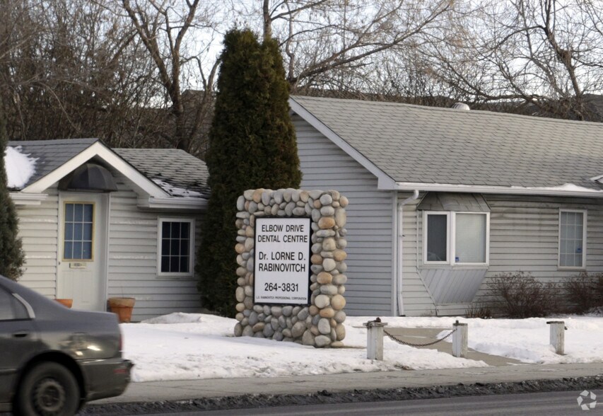 More Photos Of 5600 Elbow Dr SW, Calgary Medical For Sale