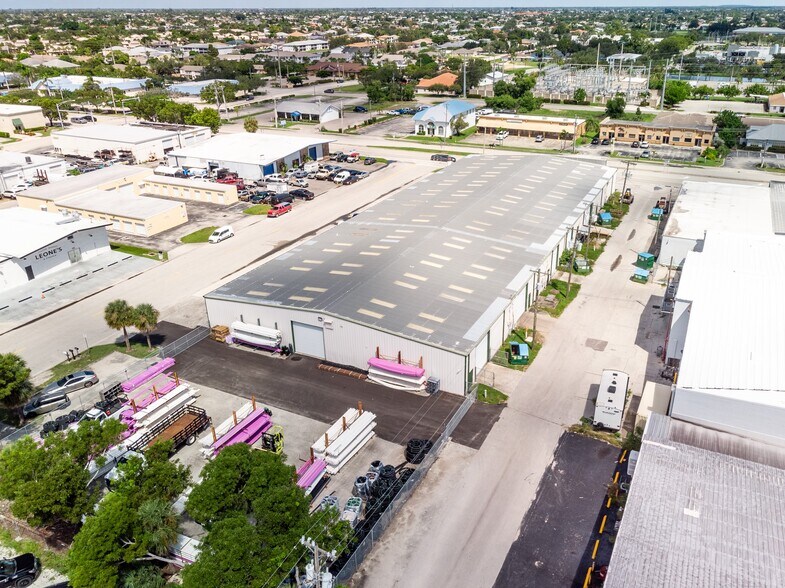 More Photos Of 1404 Viscaya Pky, Cape Coral Warehouse For Sale