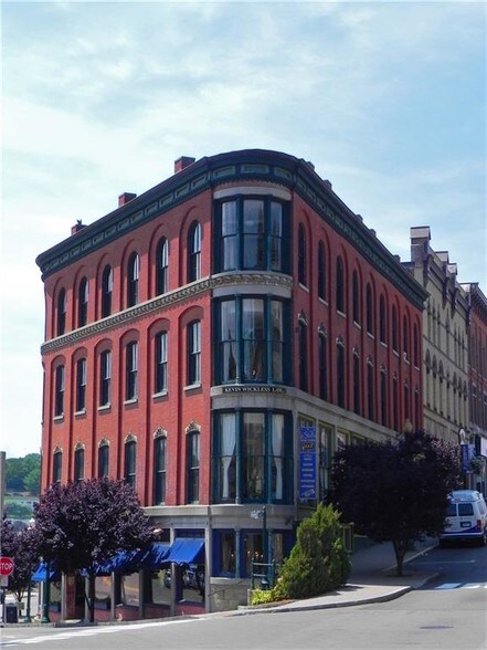 More Photos Of 97-105 Main St, Norwich Office For Sale