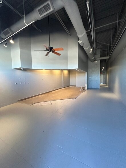 More Photos Of S Cicero Ave, Alsip Unknown For Lease