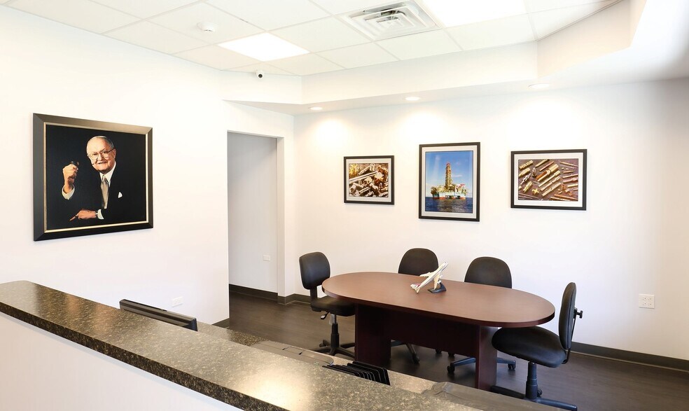 More Photos Of 9300 W Ogden Ave, Brookfield Office For Sale