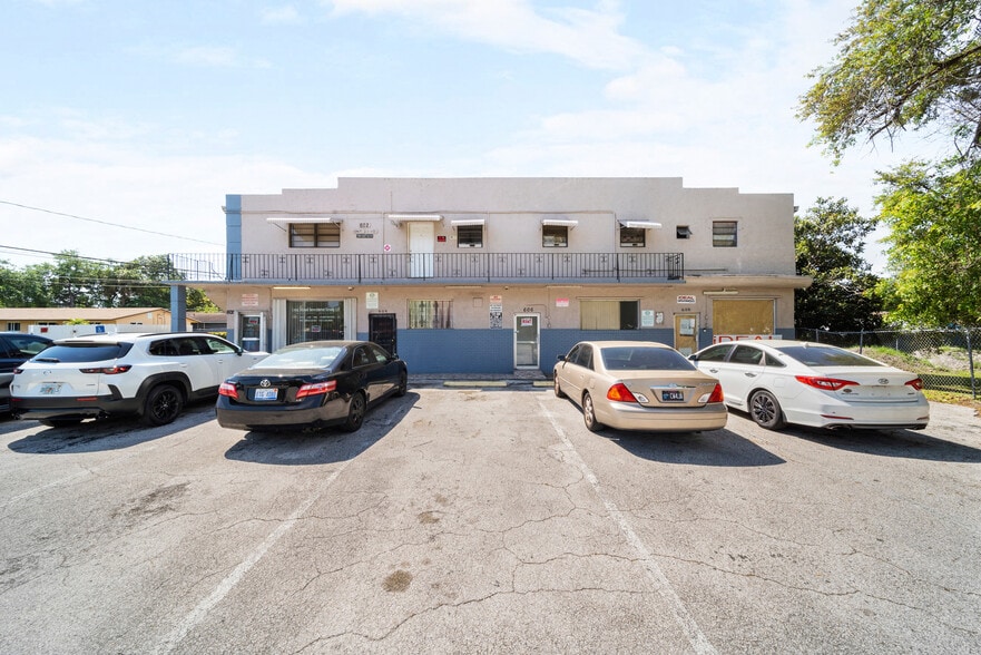 More Photos Of 602-608 NW 1st St, Dania Apartments For Sale