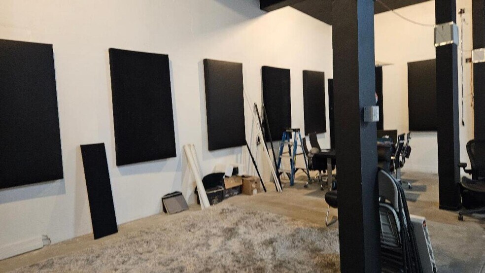 More Photos Of 5574 Atlantic Ave, Long Beach Auto Repair For Sale