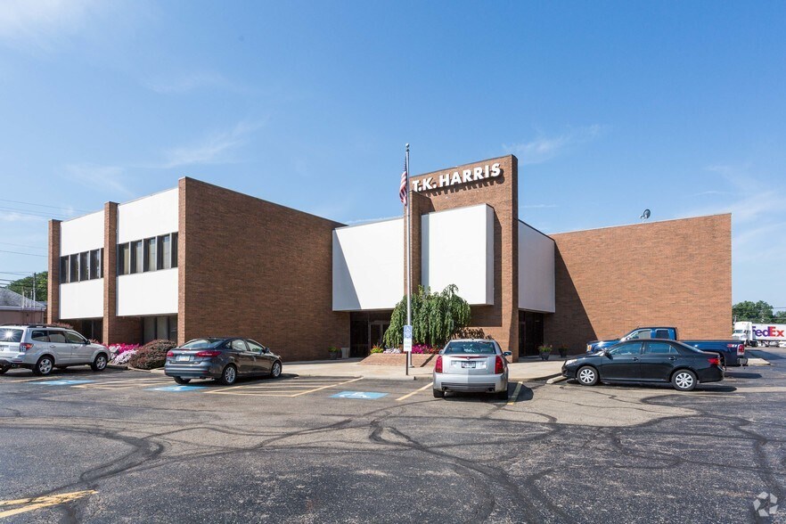 Primary Photo Of 3930 Fulton Dr Nw, Canton Office For Lease
