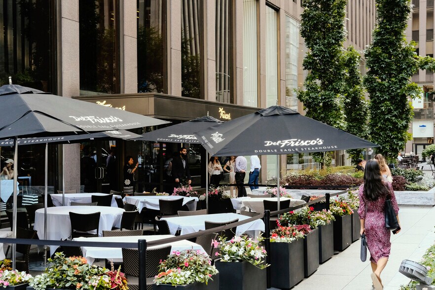 More Photos Of 1221 Avenue of the Americas, New York Office For Lease