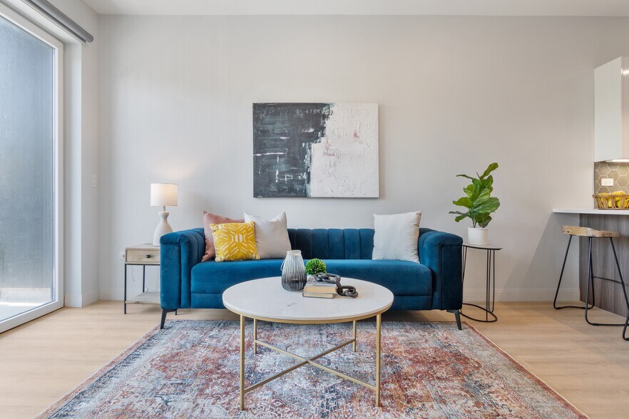 More Photos Of 4501 N Sheridan Rd, Chicago Apartments For Lease