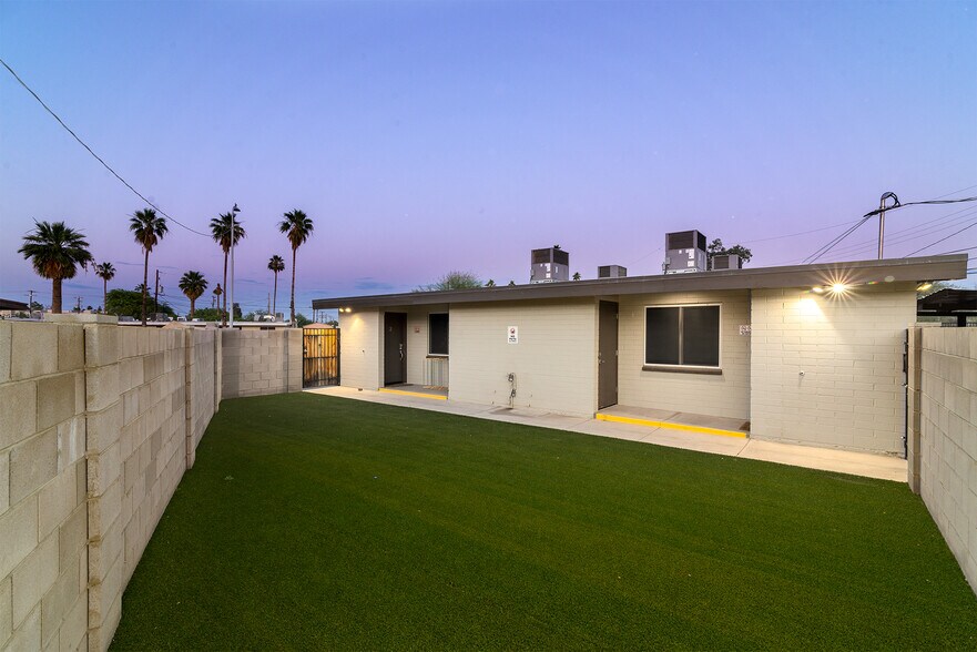 More Photos Of 914 S Kenwood Cir, Tempe Apartments For Sale