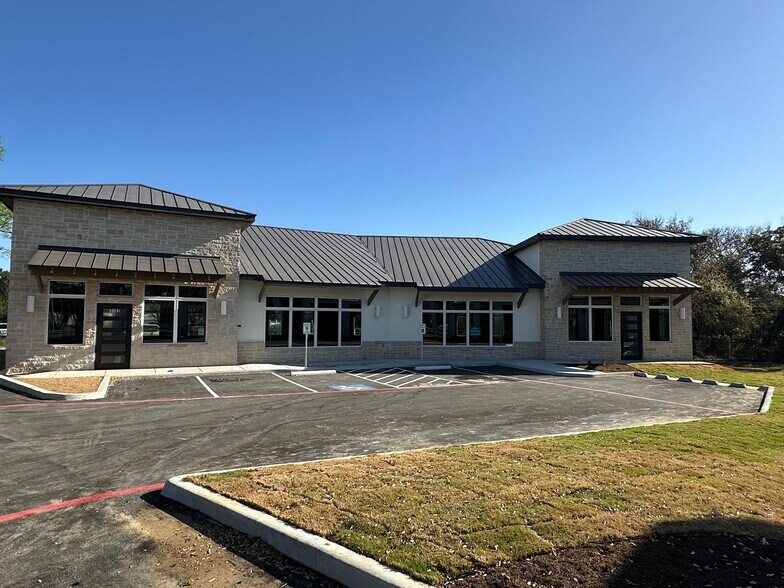 More Photos Of 3107 Napier Park, Shavano Park Medical For Sale
