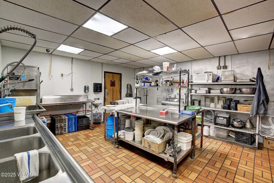 More Photos Of 505 Washington Blvd, Williamsport Restaurant For Sale