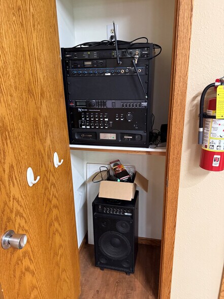 More Photos Of 100 E 3rd St, Galva Office For Sale