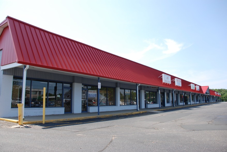 More Photos Of 34 Lanes Mill Rd, Brick General Retail For Lease