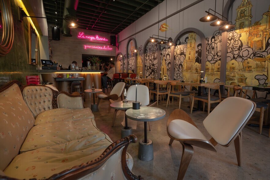 More Photos Of 1652 SW 8th St, Miami Restaurant For Sale