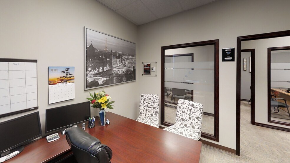 More Photos Of 5229 50th Ave, Red Deer Office For Sale