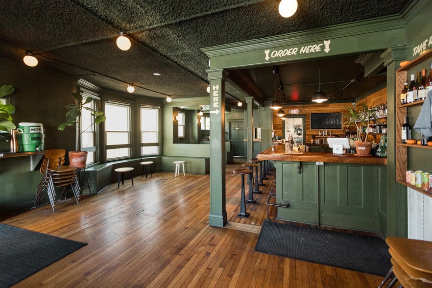 More Photos Of 8116 Kercheval St, Detroit Apartments For Sale