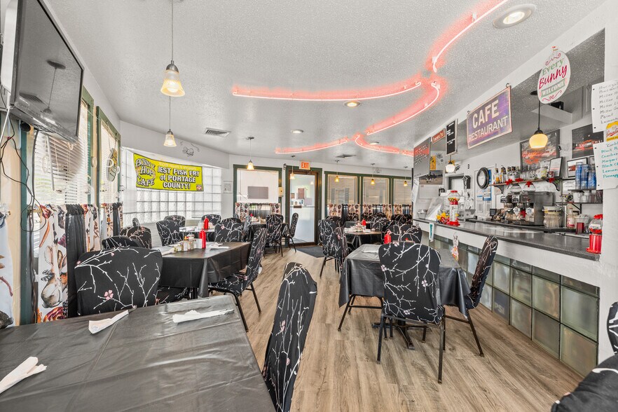 More Photos Of 601 Main St, Junction City Restaurant For Sale