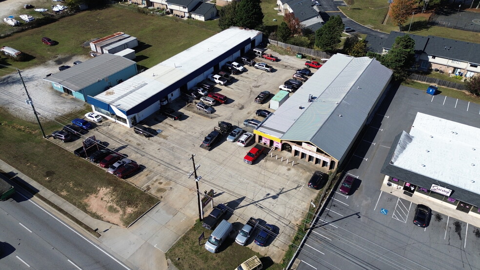 Primary Photo Of 1672 GA-138 Hwy, Conyers Auto Repair For Sale