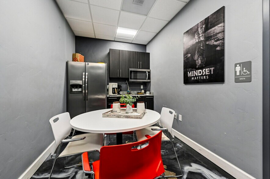 More Photos Of 7302 Cole Vw, Colorado Springs Office For Sale