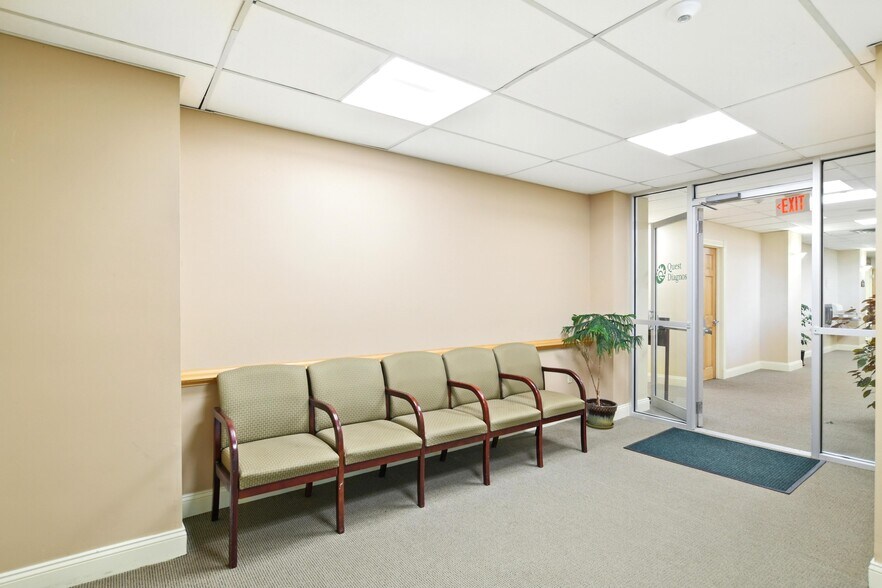 More Photos Of 42 Summer St, Pittsfield Medical For Sale